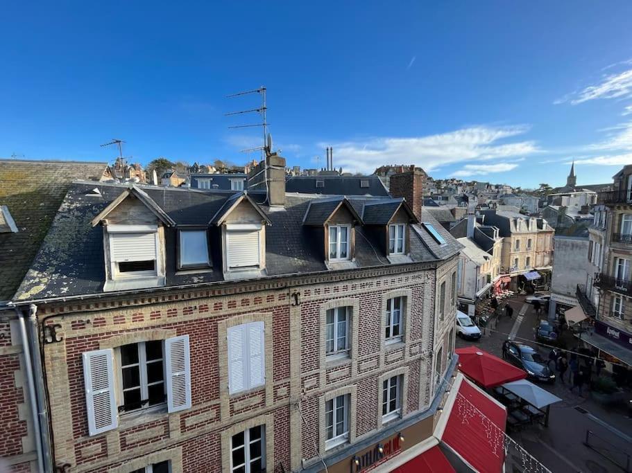 Les Bains De Trouville Eksteriør billede